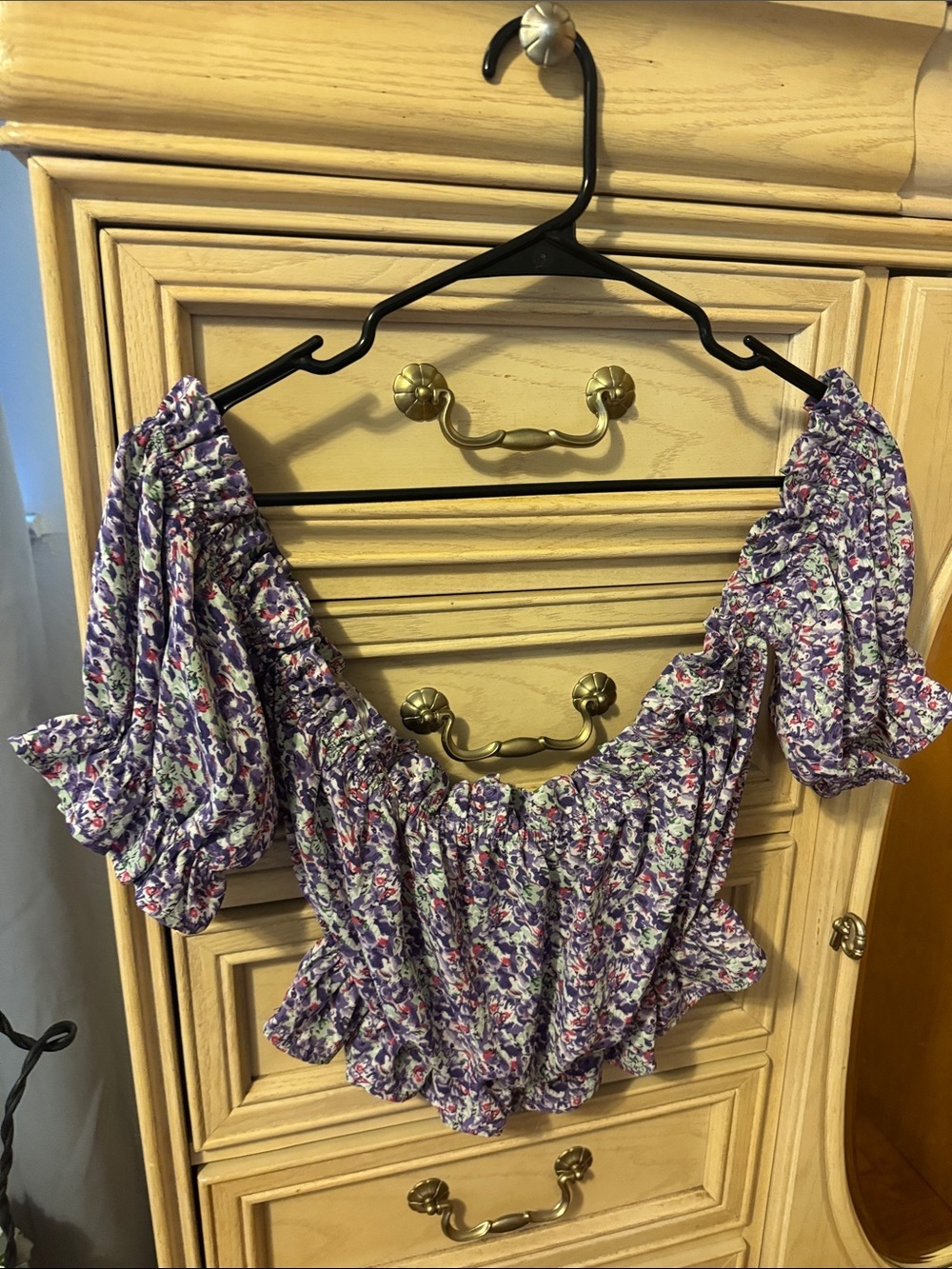Better Be Off The Shoulder Purple Floral Puff-Sleeve Cropped Top - Picture 5 of 7